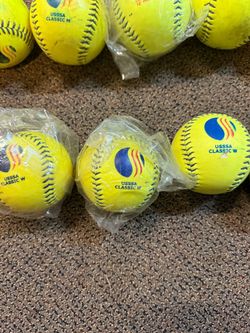 Men’s and women’s softball