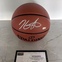 Kevin Durant Signed Ball w/ PANINI COA - SEND OFFERS! Bold Autograph!  