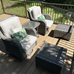 Garden bee 5 piece Wicker Outdoor Patio Set