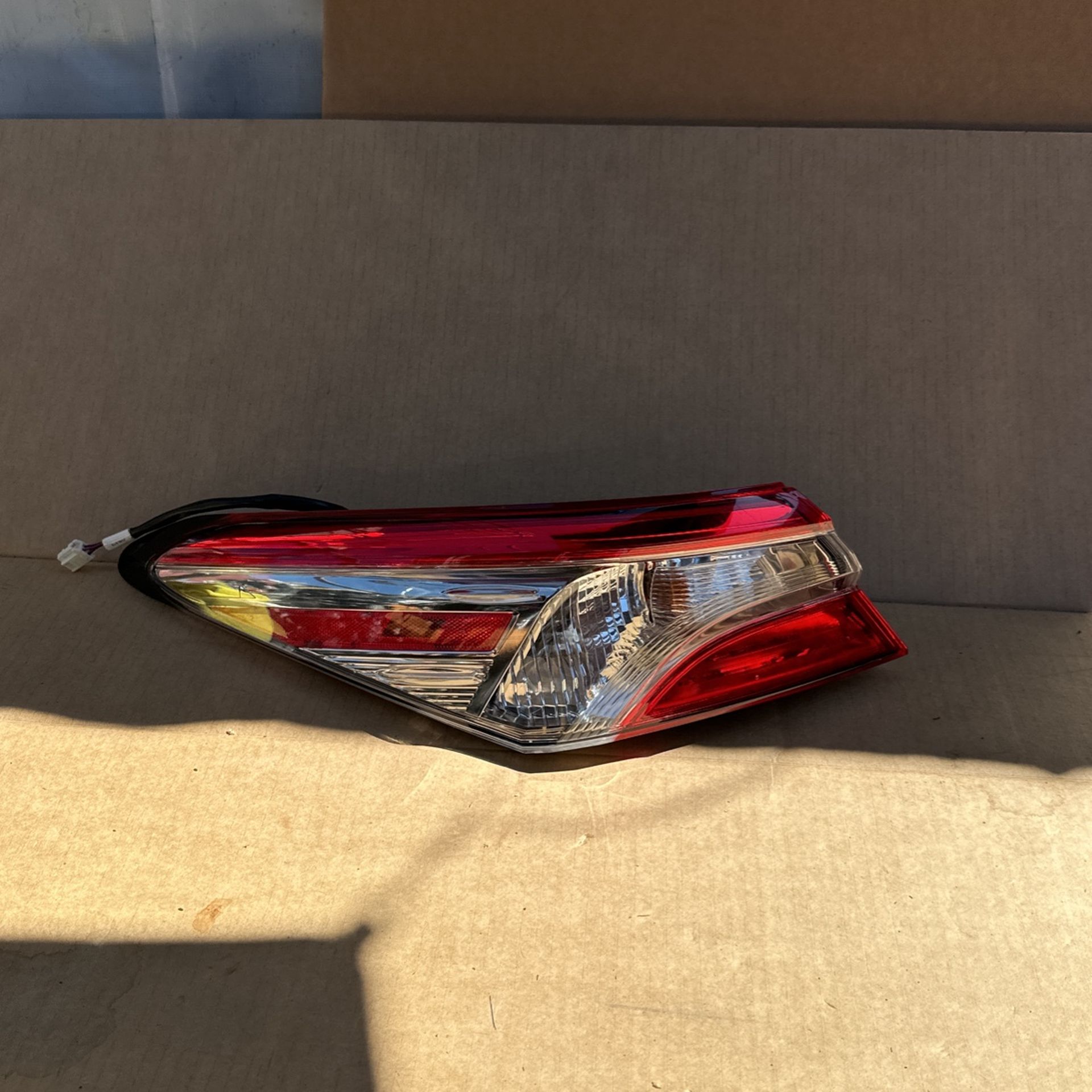 2018-2020 Toyota Camry Tail Light OEM Left Driver Side OEM