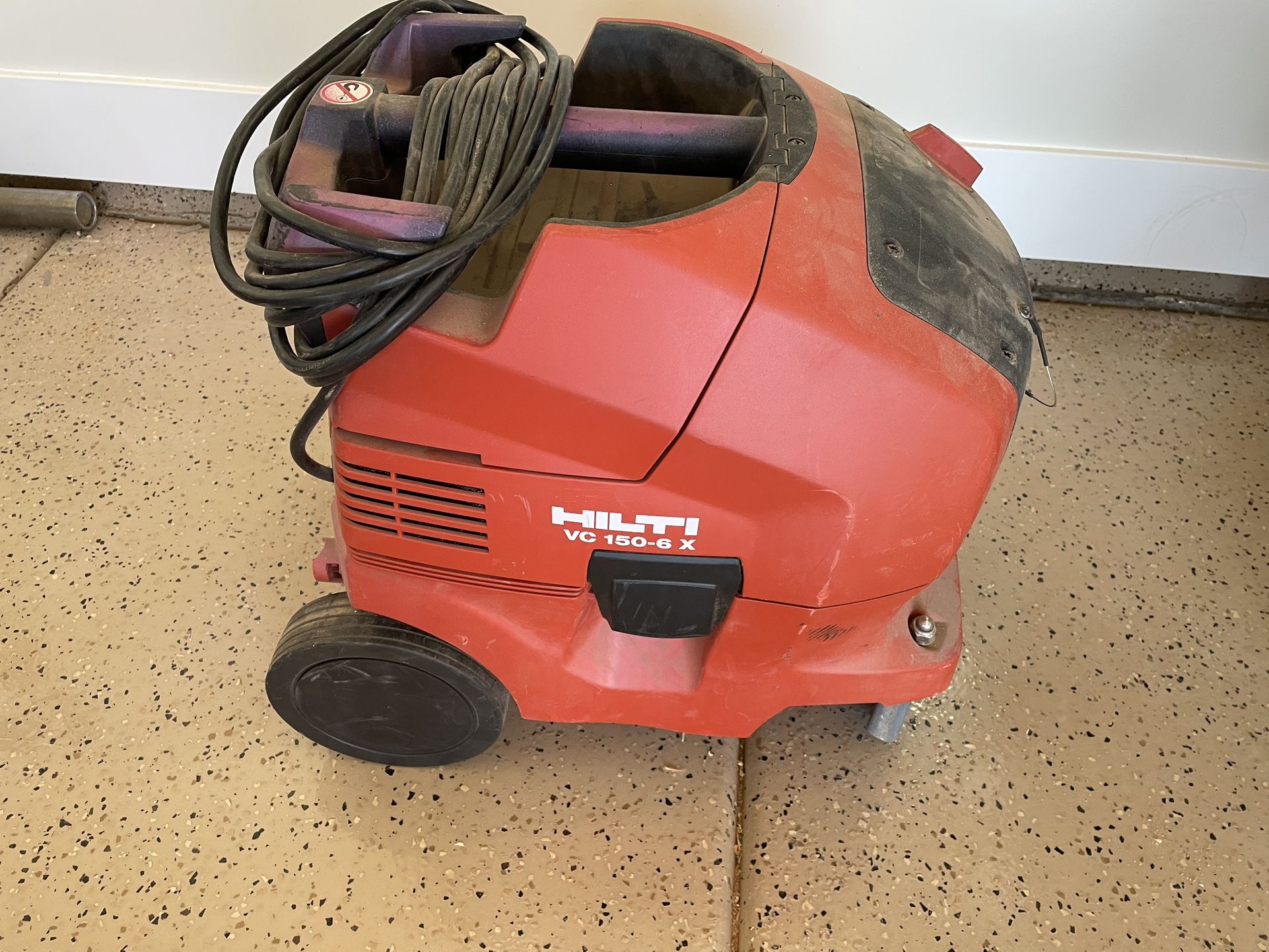 Hilti 4 Gallon Vacuum (dust Extractor)