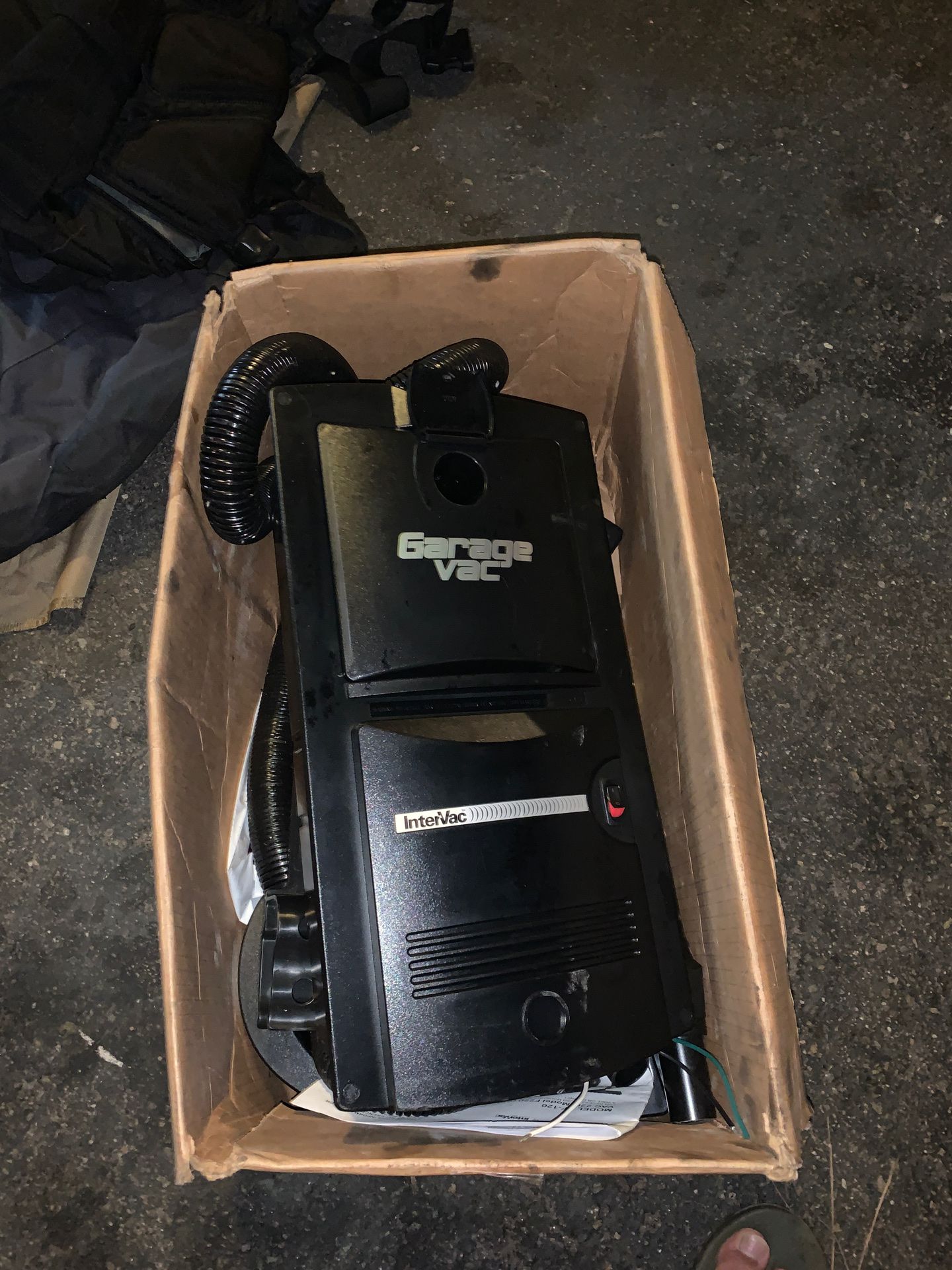 Garage vac car RV camper vacuum garage vacuum new in box