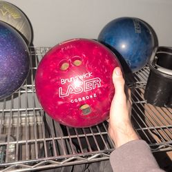 Bowling ball Brunswick Red 12lb ball