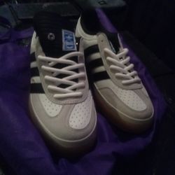 Adidas Benito Size 10 