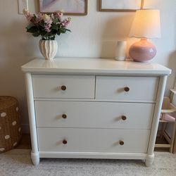 White 4 drawer dresser