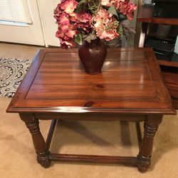 Beautiful ! Wooden Side /display Table Can Be Used Either Way !!!