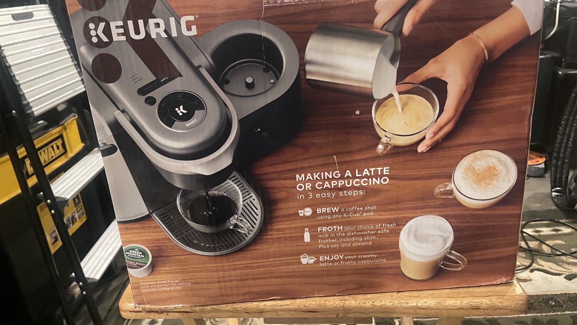 Keurig K- Cafe Special Edition Single Serve Latte & Cappuccino Maker