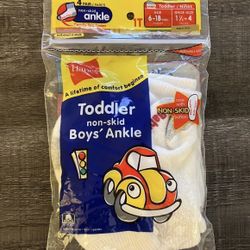 New Hanes Toddler 6-18 Month Non-Skid Ankle Socks