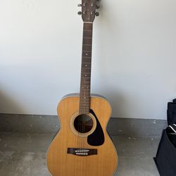 Vintage Yamaha FG331 Acoustic Guitar