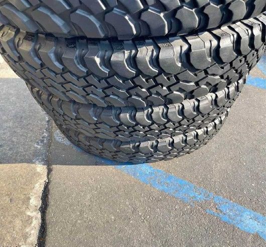 or pretty Adventure Ready: Jeep Wheels and Tires for Any Trip