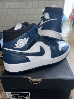 Air Jordan 1 MID