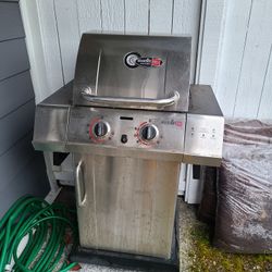 Charbroil Tru Infrared BBQ