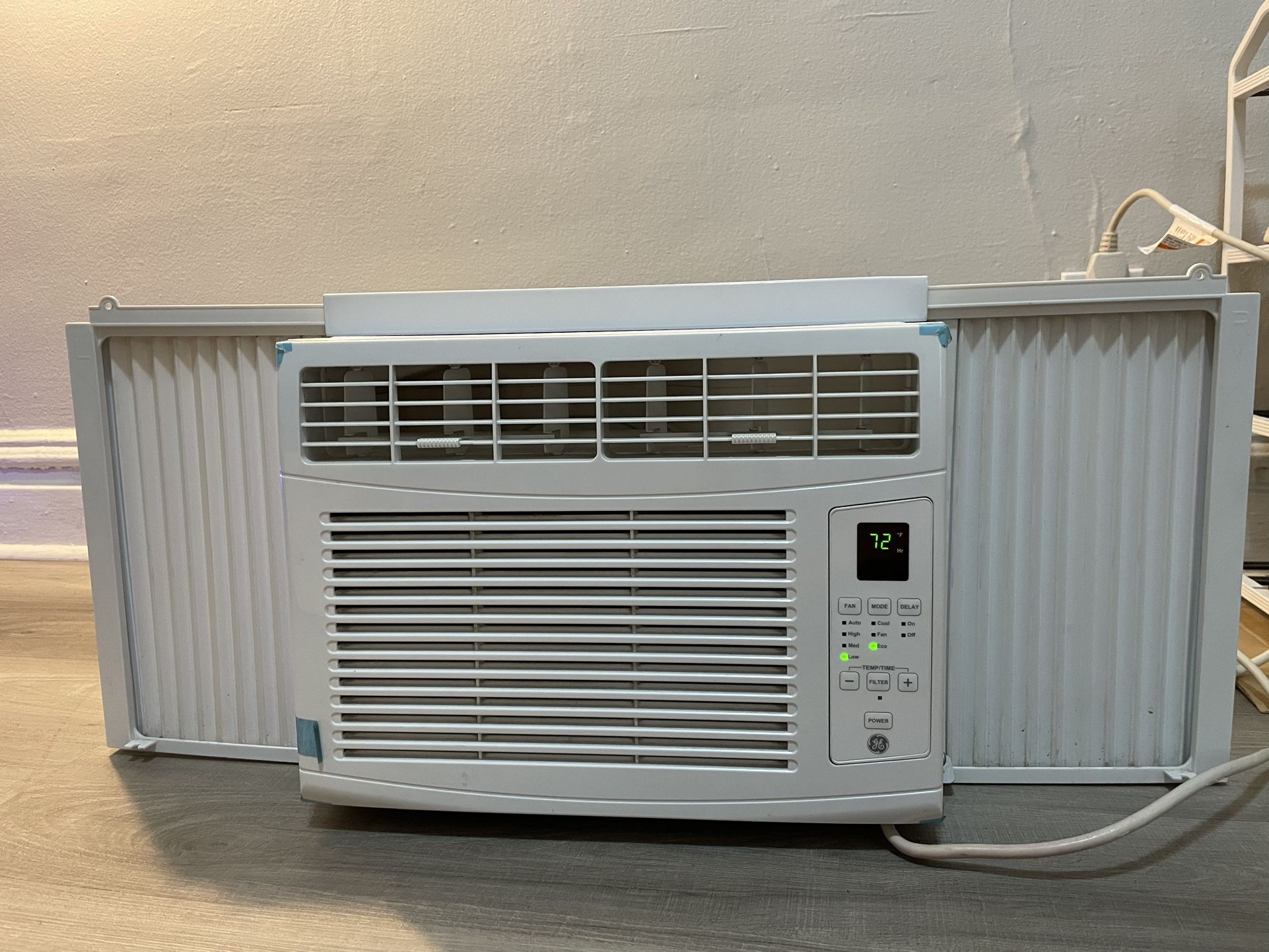 Home Depot | 6,000 BTU 115-Volt Window Air Conditioner | GE | Move-out deal