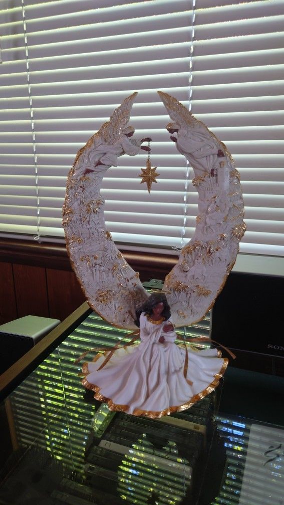 Thomas Kinkade "Away In A Manger" Angel