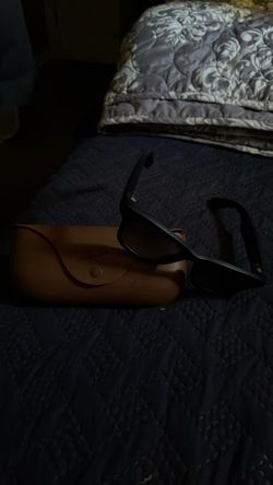 Opened box but new meta ray and glasses
