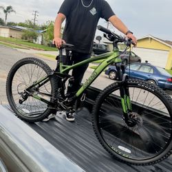 Full Suspension Mountain Bike