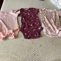 Baby Onesies Lot (3)