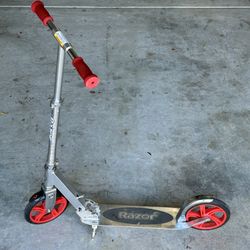 Razor A5 Lux Kick Scooter for Kids Ages 8+ - 8" Urethane Wheels, Anodized Finish Featuring Bold Colors and Graphics, for Riders up to 220 lbs
