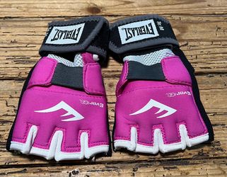 Everlast Evergel Woman’s Hand Wraps (Pink & Black) Size M