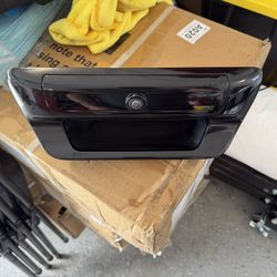 2019-2025 Ram 1500 Rear Trunk Lid Tailgate Handle w/ Backup Camera 7QX81KXJAA
