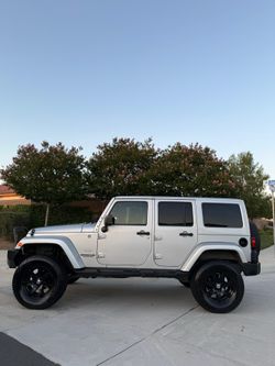 2012 Jeep wrangler unlimited Sahara