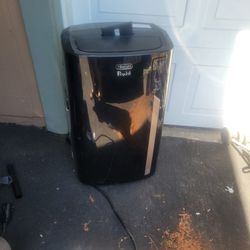 
DeLonghi Portable Air Conditioner 14,000 BTU 