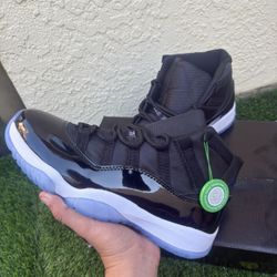 Jordan 11 Space Jam