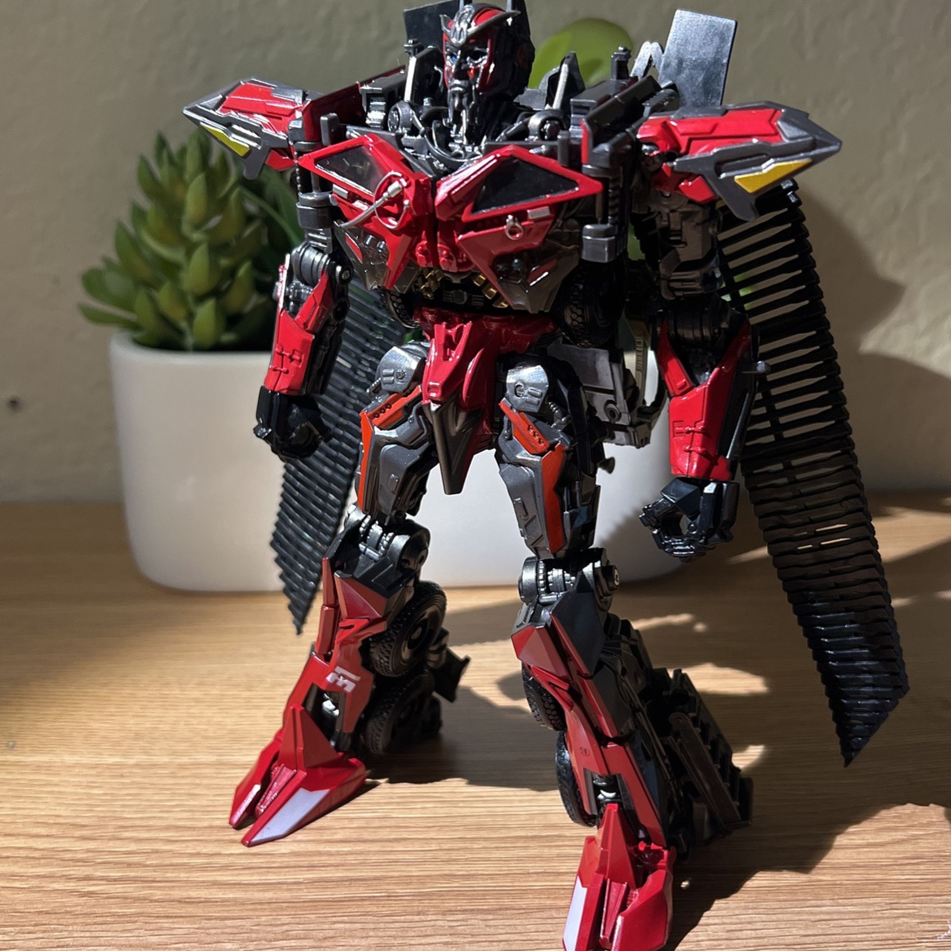 Transformers Studio Series KO Sentinel Prime 