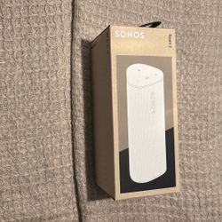 SONOS ROAM 2 SEALED Speaker + Wireless Charger 