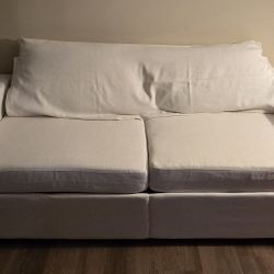 White Farmstyle Sofa