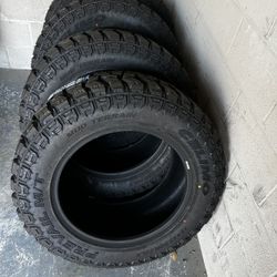 35x12.50R20 MUD TIRES (Brand New Set Of 4)