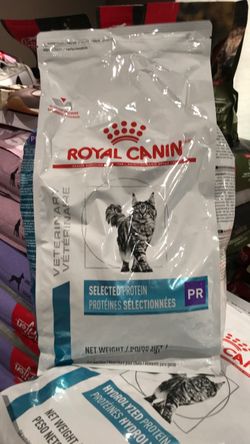 Royal Canin Selected Protein PR Cat  Food