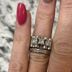 14k Gold Diamond Wedding Rings 