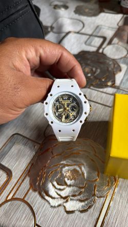 Invicta racing model