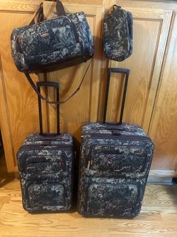 Vintage Pierre Cardin 4-Pc Floral Tapestry Luggage Set - EXCELLENT CONDITION