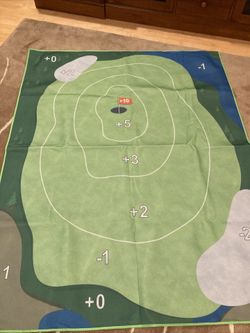 Golf Chipping Game With Large Mat, Club, 24 Balls New Open Box