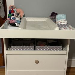IKEA MYLLRA CHANGING TABLE 
