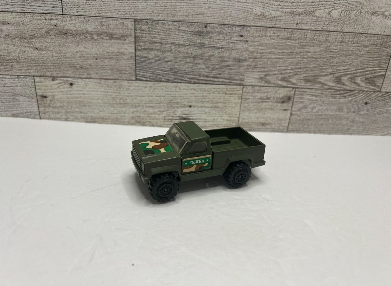 Vintage Tonka Green ‘1978 Tonka Army Pickup Truck With Camo Stickers • Metal & Plastic • Made in Mexico