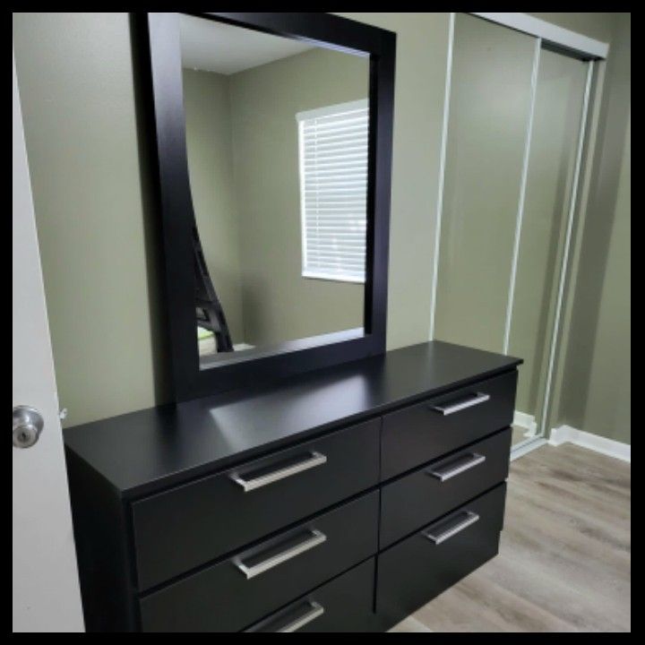 NEW BLACK DRESSER WITH MIRROR ASSEMBLED - www.confineg.com NEW BLACK DRESSER WITH MIRROR ASSEMBLED - www.confineg.com