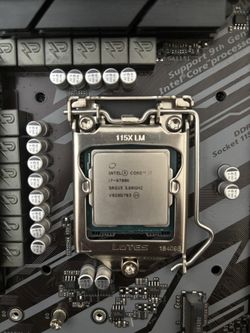 GIGABYTE Z390 UD + i7 9700K