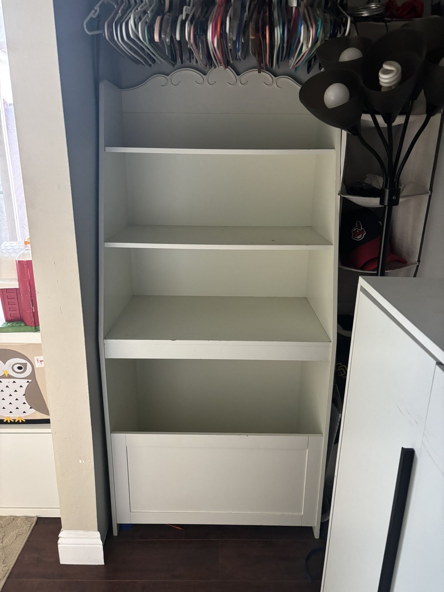 Shelf