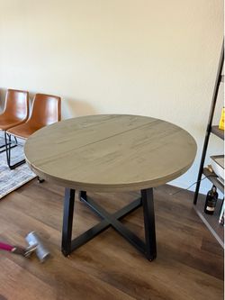 Walker Edison dining table