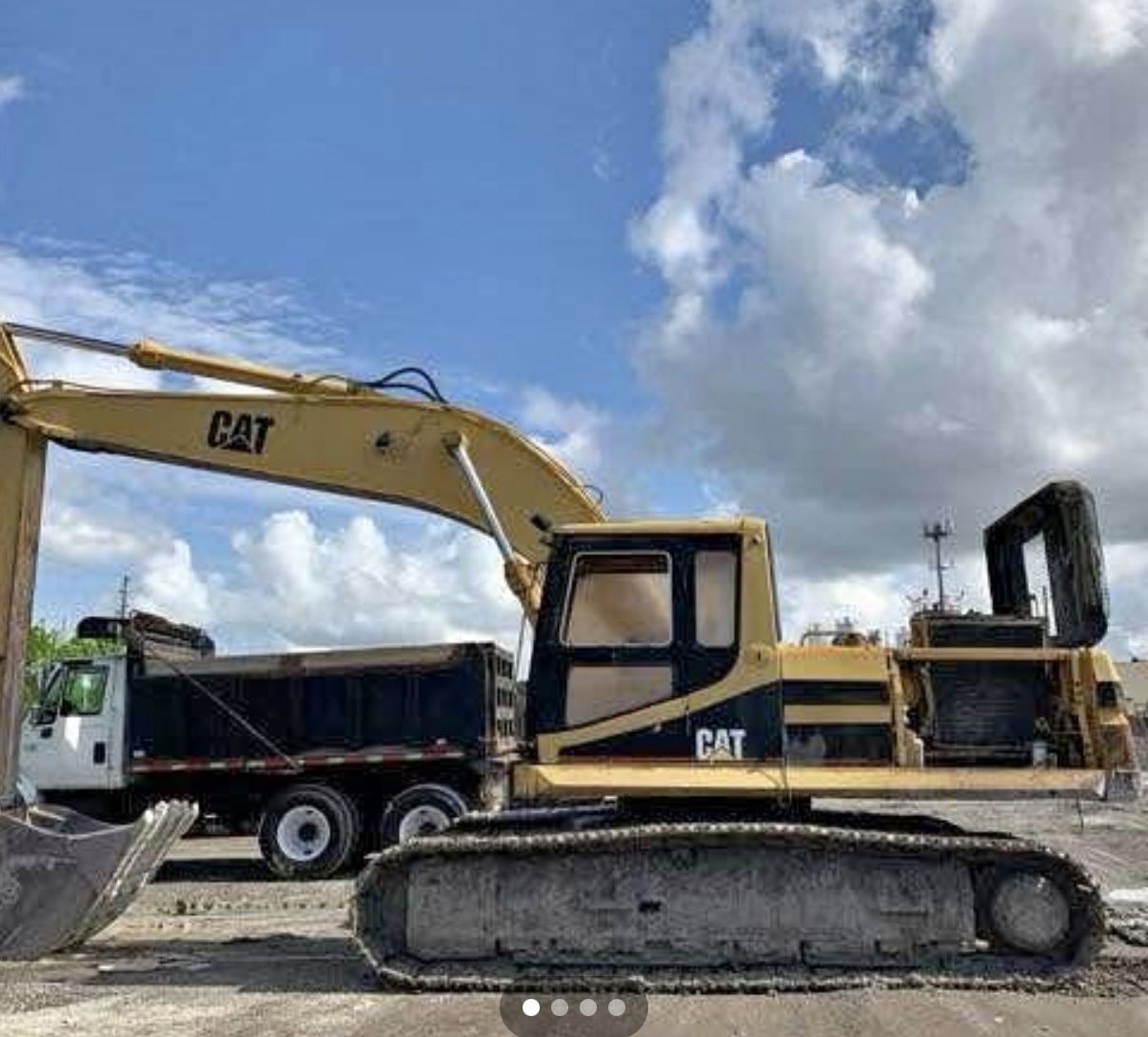 EXCAVATOR 325 330 18k 20 K