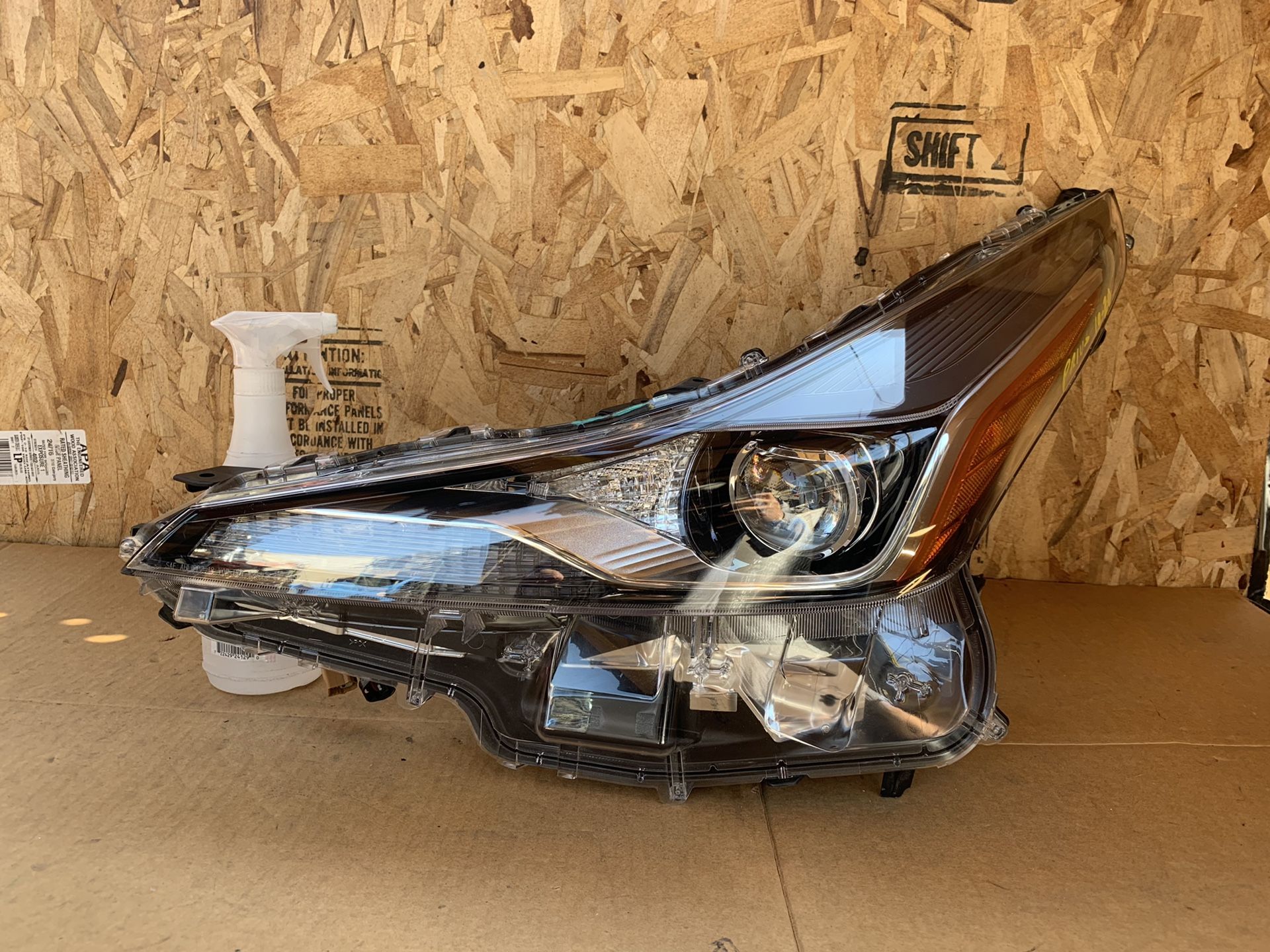 Headlight Prius 2019 2020