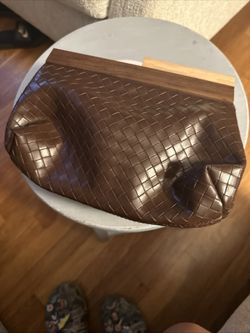 Cute moving wood clutch