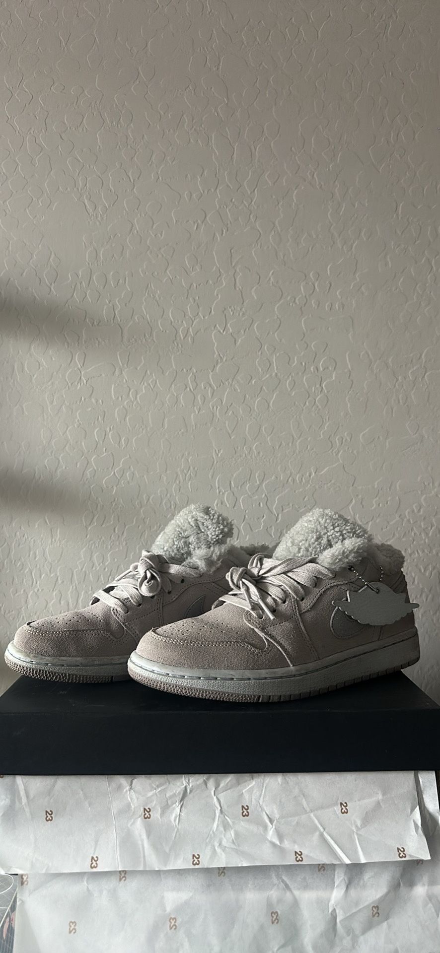 Woman’s Jordan 1 Low Sherpa Fleece