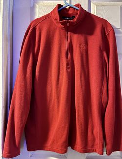 Gently Used Women’s The North Face 1/4 Zip Fleece Pullover