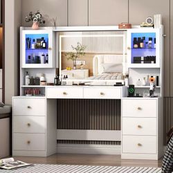 ❤️‍🔥 #B Large White Vanity Desk with Tempered Glass Top, 60,000-Color LED Lights, Power Outlet, 3-Light LED $160