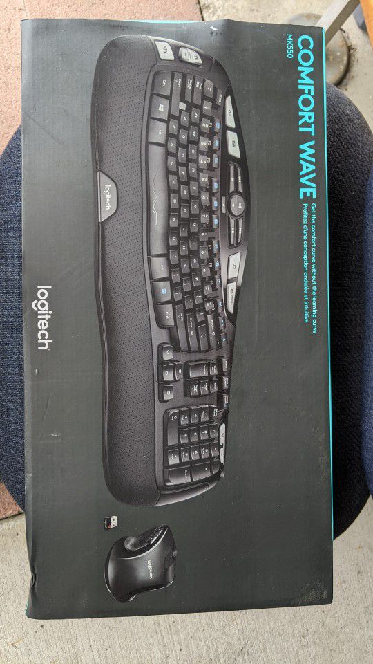 Logitech Comfort Wave MK550 Wireless Keyboard 