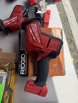 Milwaukee M18 FUEL 18V Lithium-Ion Brushless Cordless HACKZALL Reciprocating Saw (Tool-Only
